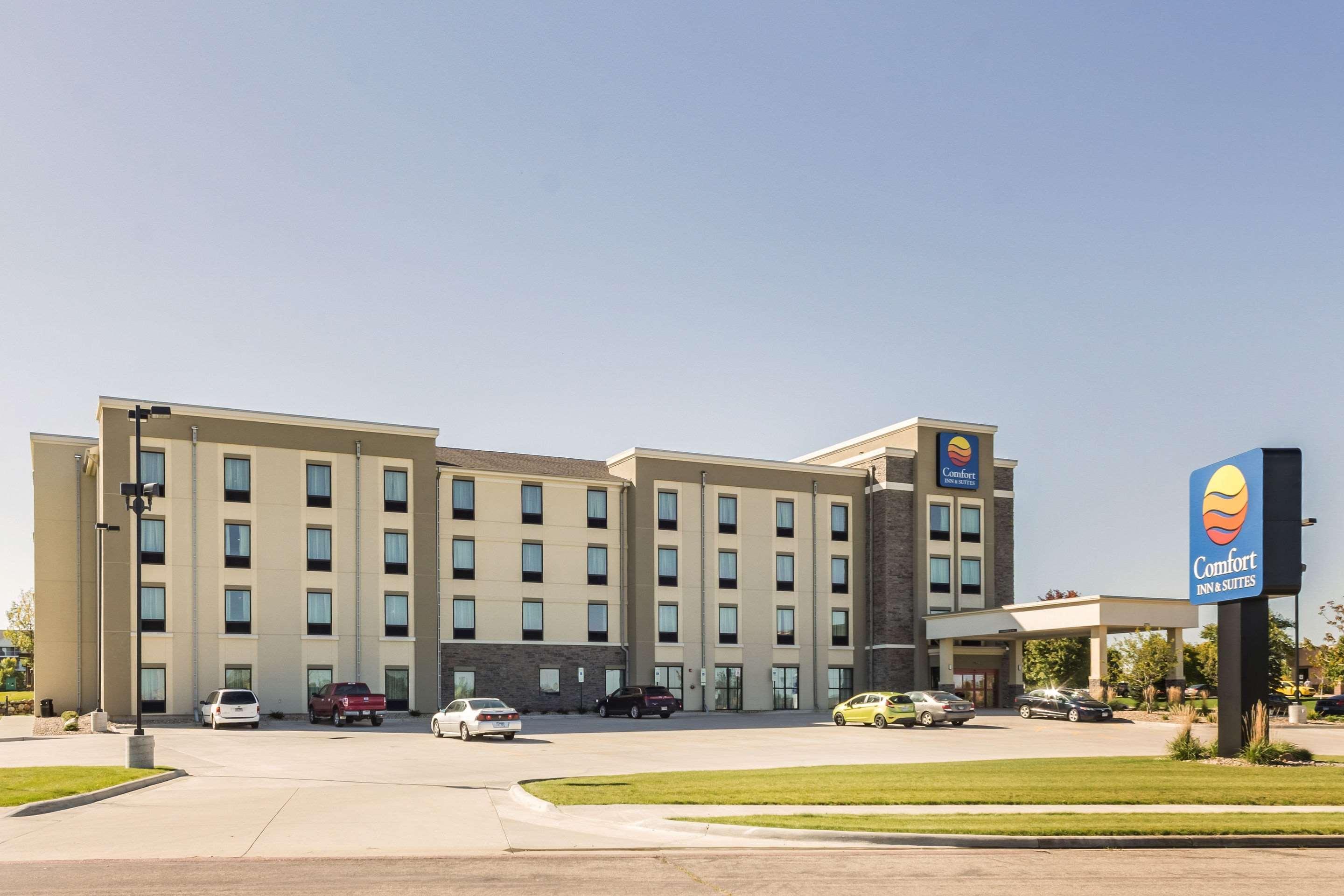 Comfort Inn & Suites Avera Southwest Sioux Falls Exterior foto